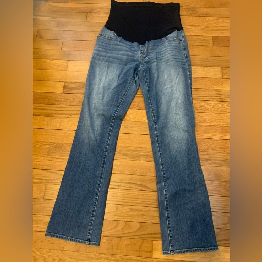Liz Lange size 8 maternity blue high waist boot cut jeans